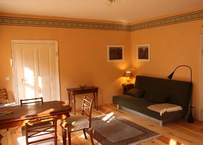 Ferienwohnung Am Roten Schloss