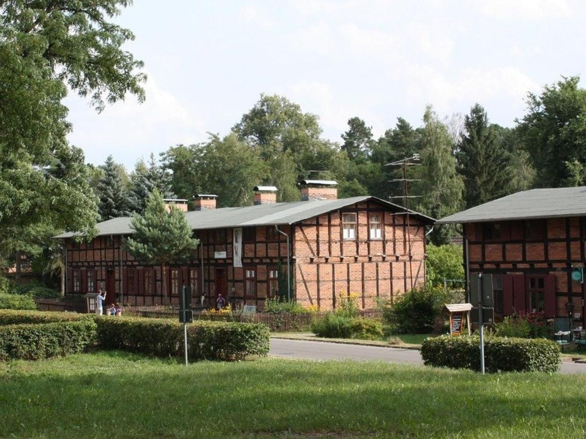 Am Roten Schloss Glashutte (Brandenburg)